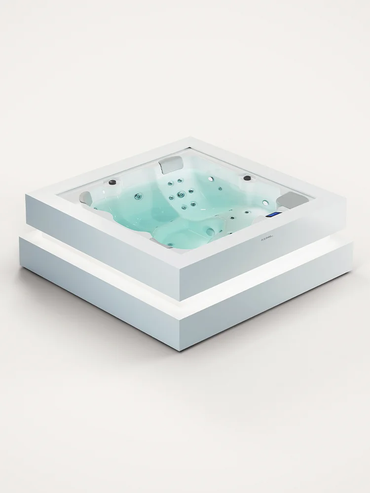 Cube Ergo hot tub